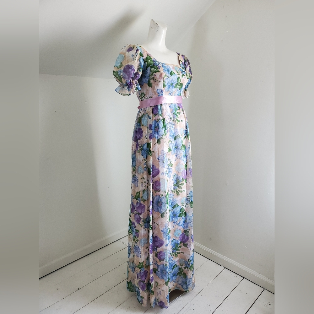 70s Vintage Floral Print Maxi Dress - Picture 6 of 12
